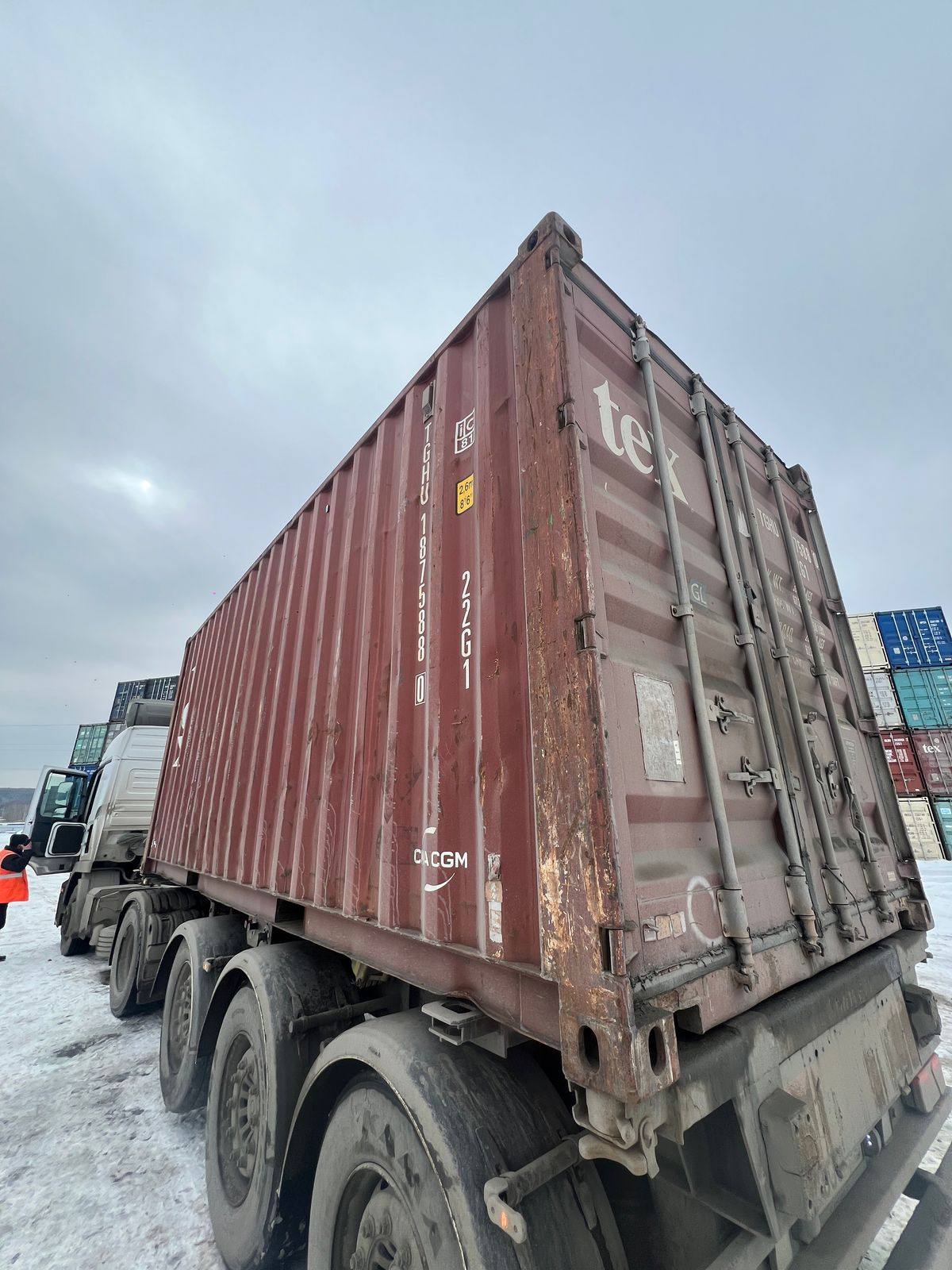 Морской контейнер TGHU1875880